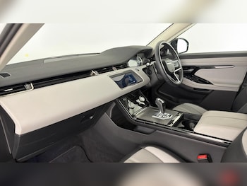 Used Land Rover Range Rover Evoque 2023 for sale - 79051086: Photo