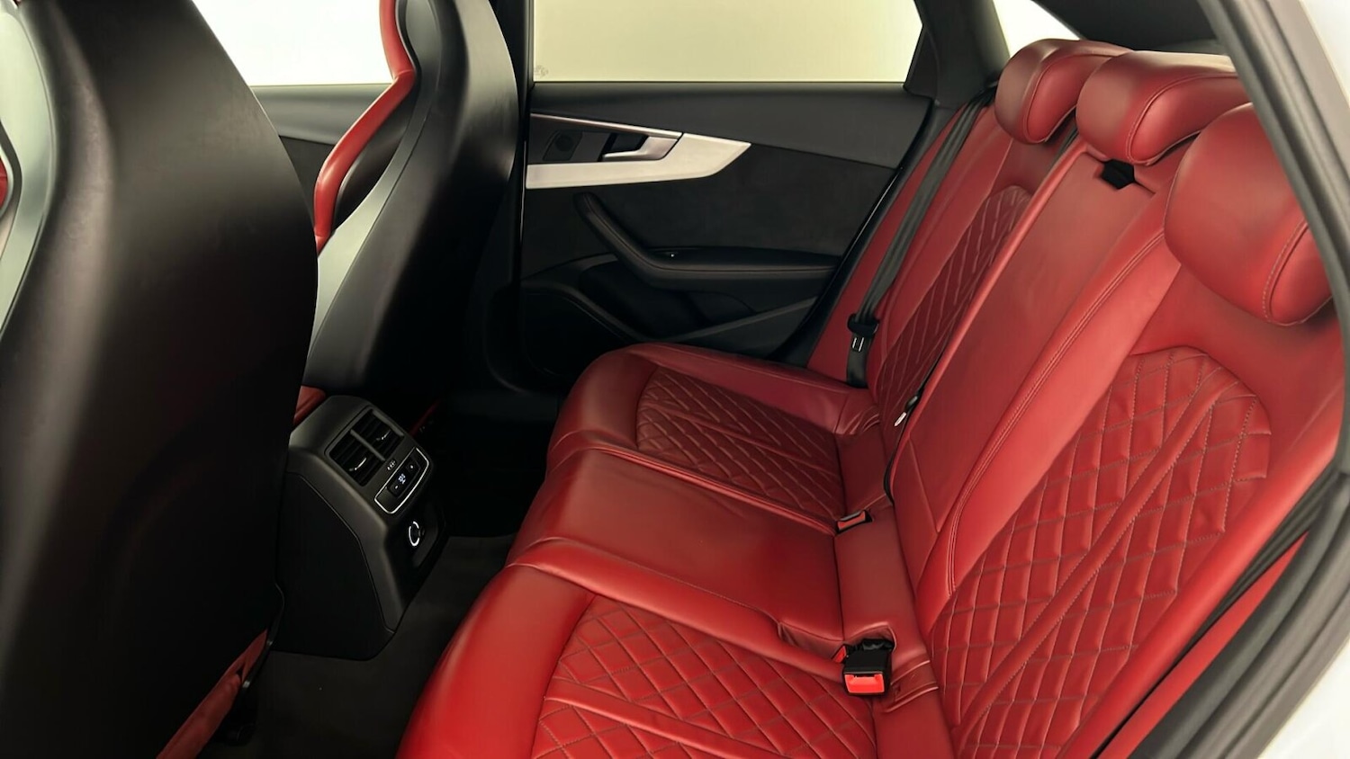 Used Audi A4 2018 for sale - 77205564: Photo 12