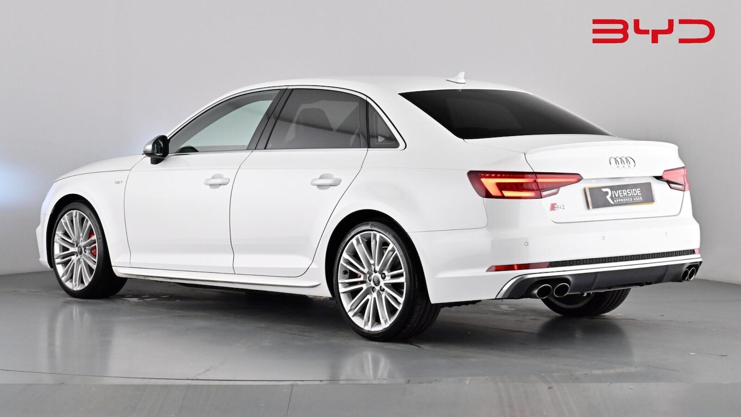 Used Audi A4 2018 for sale - 77205564: Photo 2