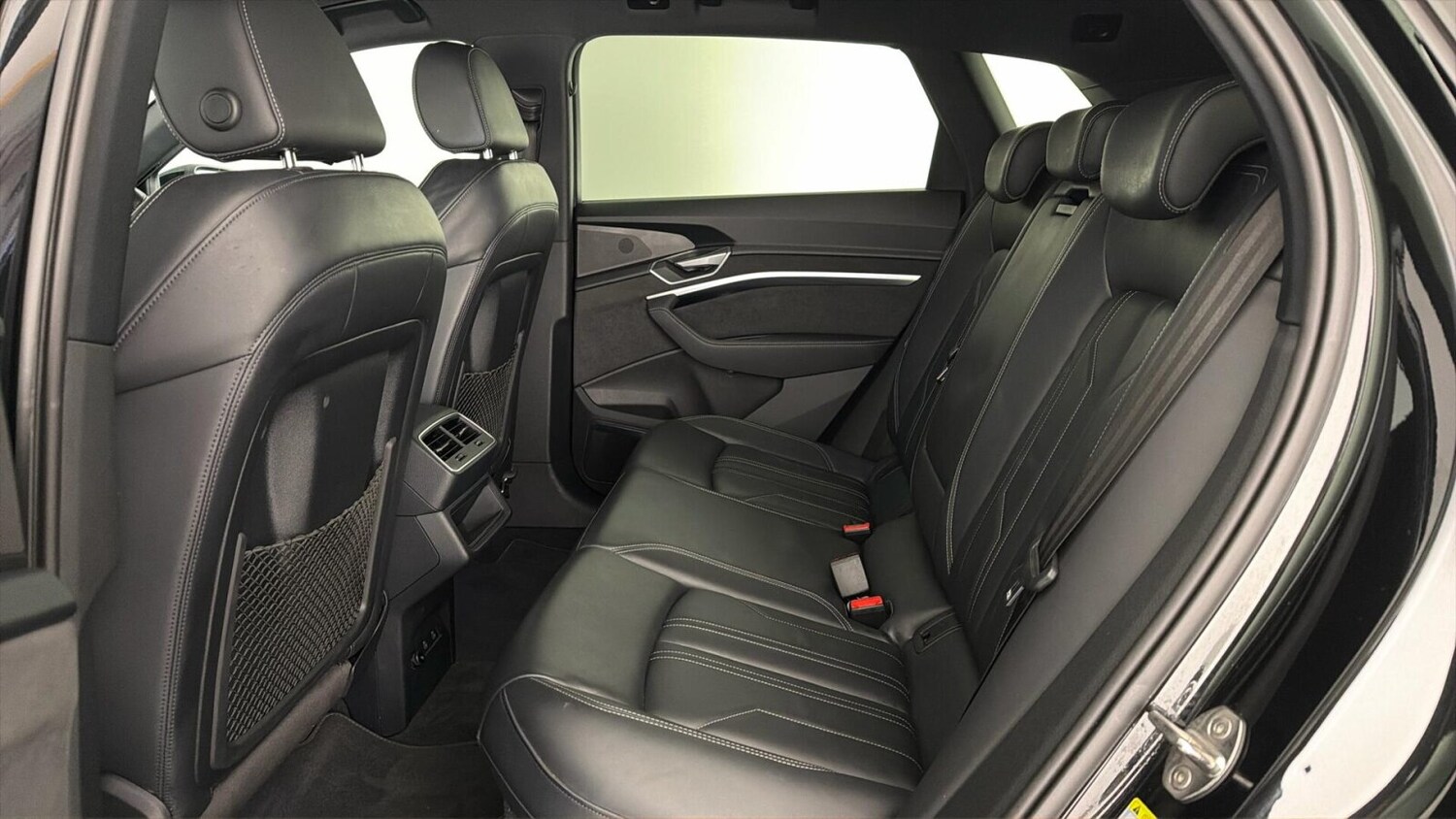 Used Audi e-tron 2022 for sale - 77885458: Photo 12