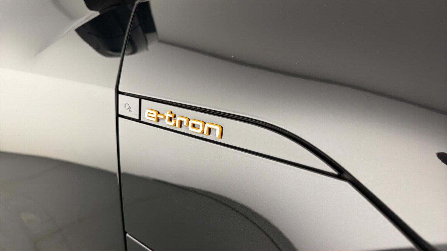 Used Audi e-tron 2022 for sale - 77885458: Photo 26