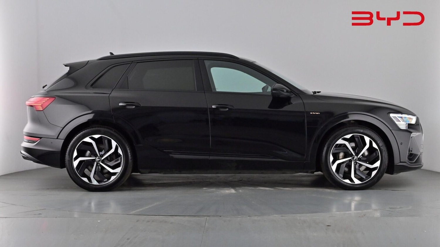 Used Audi e-tron 2022 for sale - 77885458: Photo 3