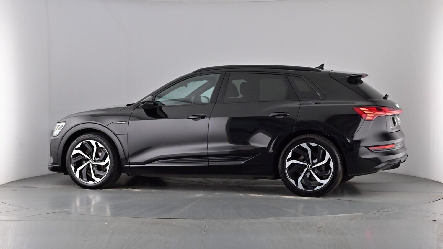 Used Audi e-tron 2022 for sale - 77885458: Photo 55