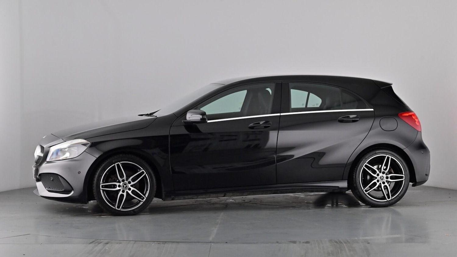 Used Mercedes-Benz A-Class 2017 for sale - 77010538: Photo 58