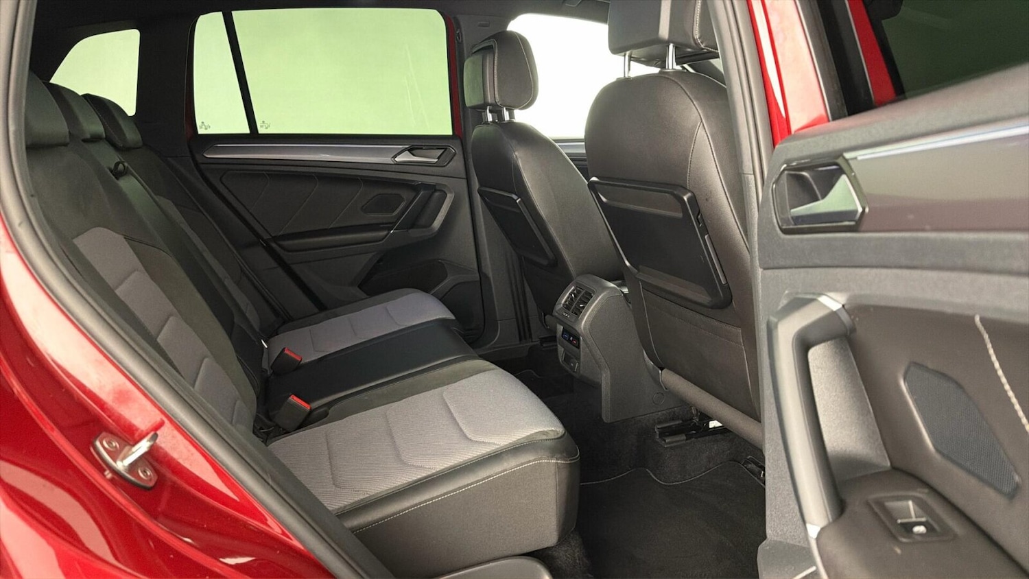 Used Volkswagen Tiguan 2017 for sale - 77755685: Photo 14