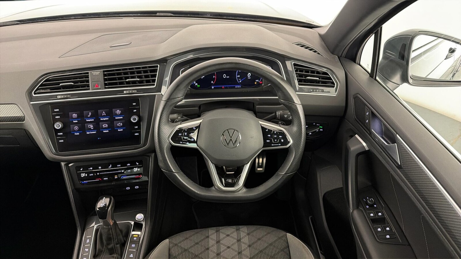 Used Volkswagen Tiguan 2022 for sale - 77771258: Photo 11