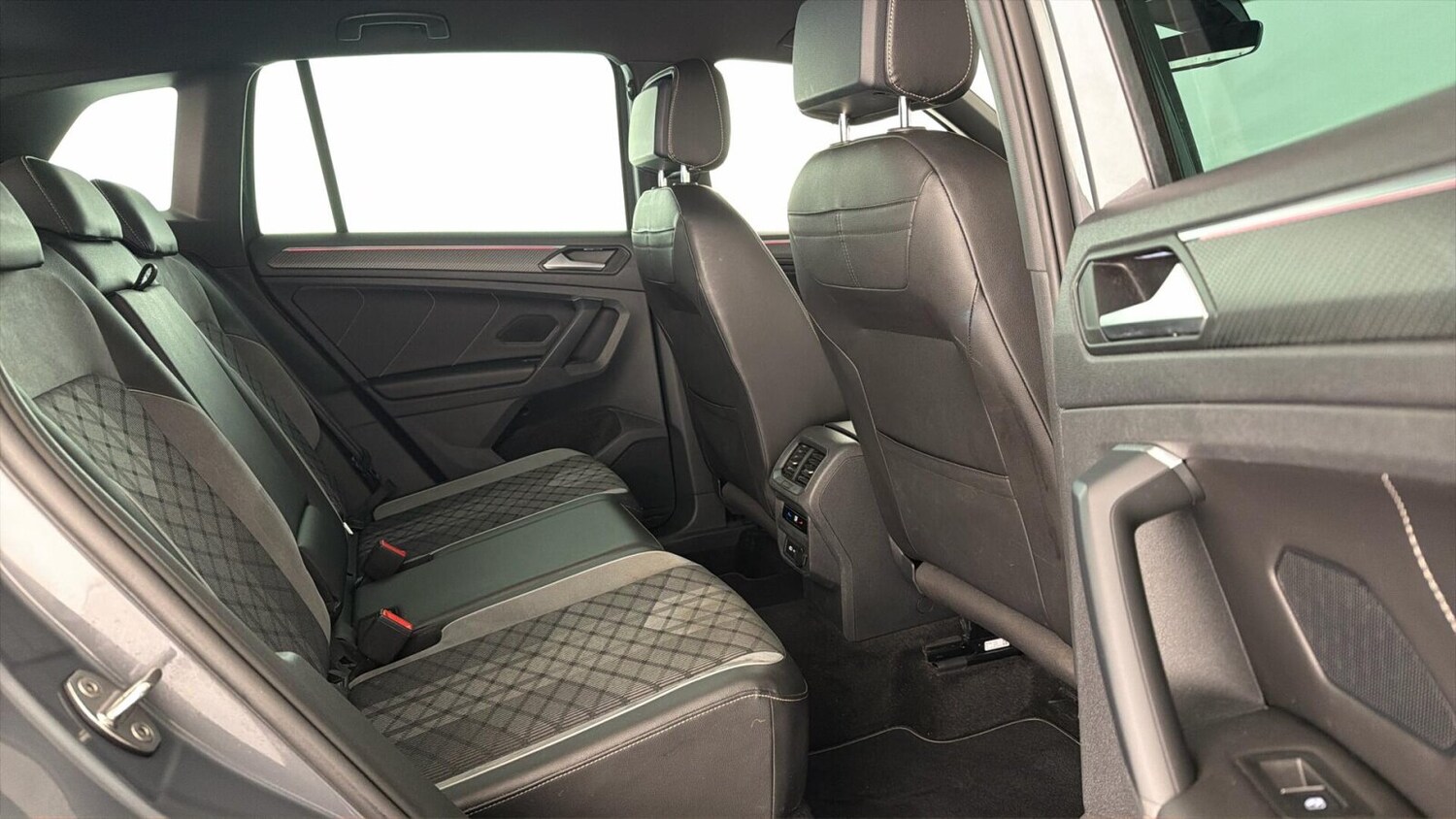 Used Volkswagen Tiguan 2021 for sale - 77576434: Photo 14