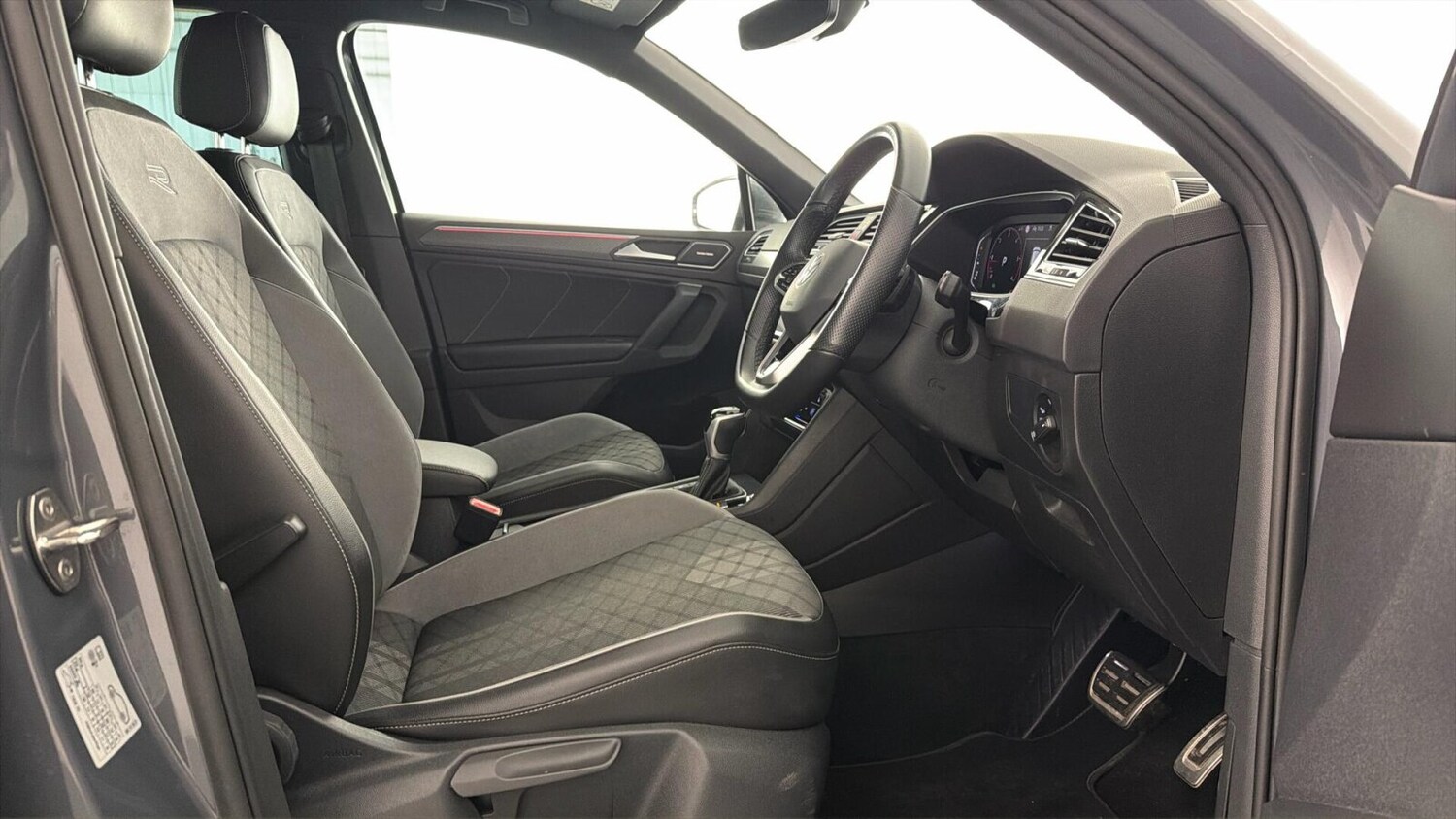 Used Volkswagen Tiguan 2021 for sale - 77576434: Photo 16