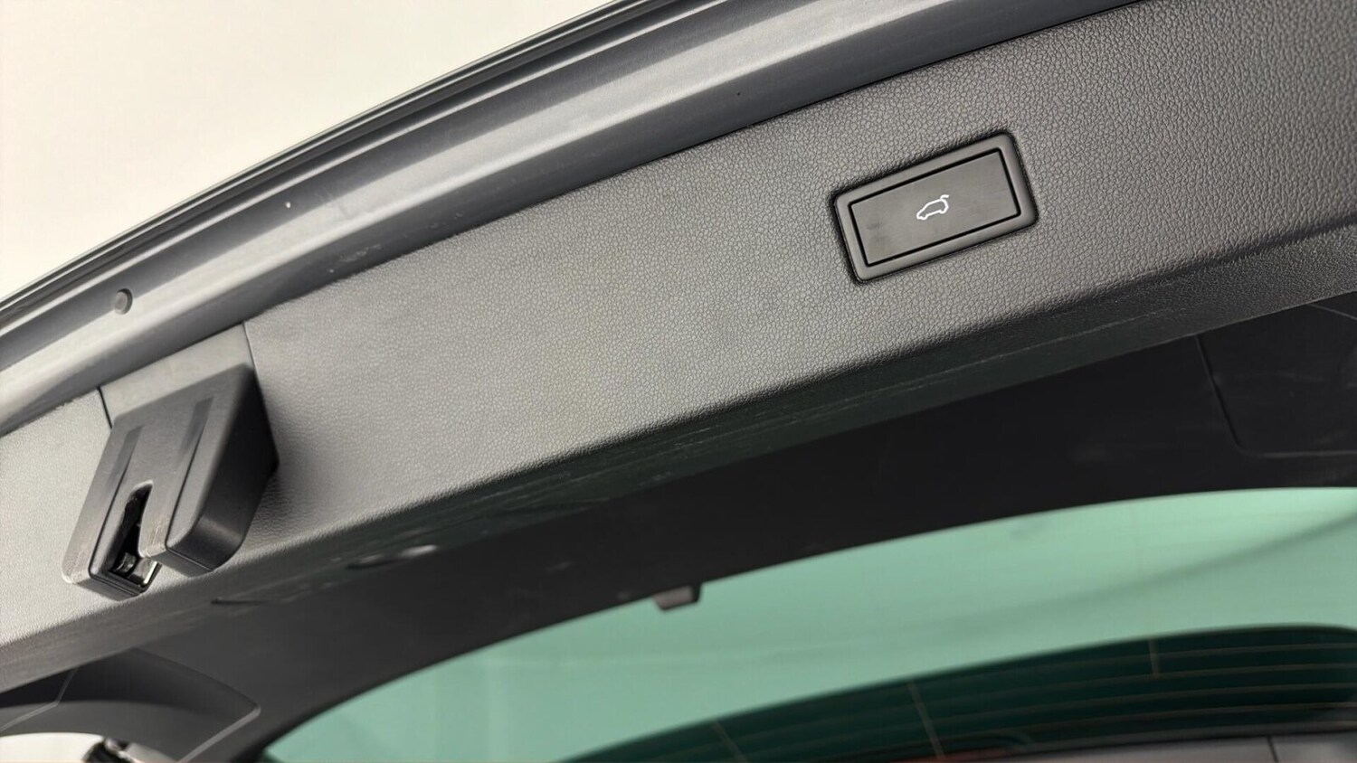 Used Volkswagen Tiguan 2021 for sale - 77576434: Photo 31