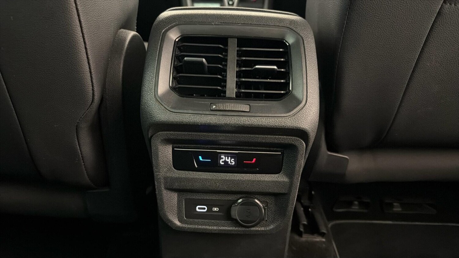 Used Volkswagen Tiguan 2021 for sale - 77576434: Photo 33