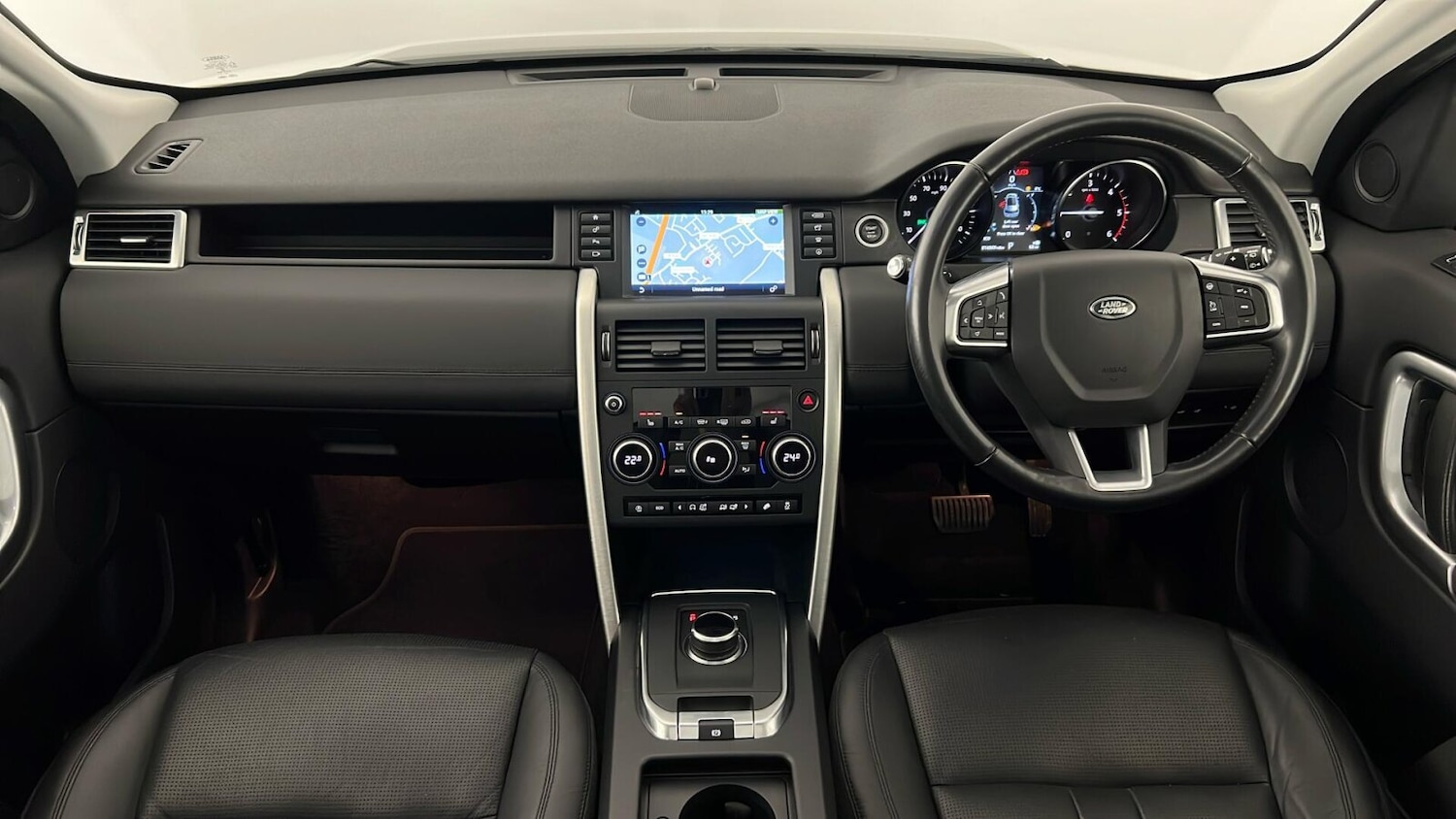 Used Land Rover Discovery Sport 2018 for sale - 76817653: Photo 11