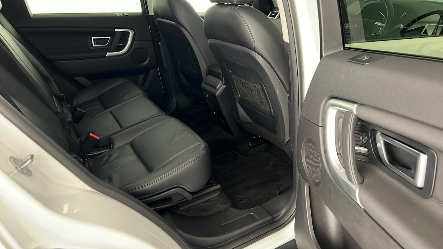 Used Land Rover Discovery Sport 2018 for sale - 76817653: Photo 14