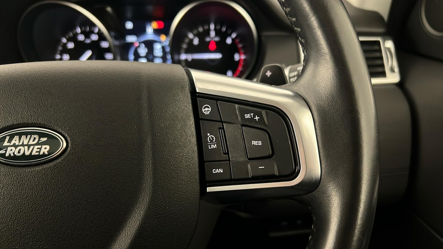 Used Land Rover Discovery Sport 2018 for sale - 76817653: Photo 21