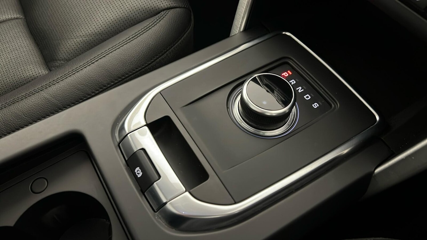 Used Land Rover Discovery Sport 2018 for sale - 76817653: Photo 23