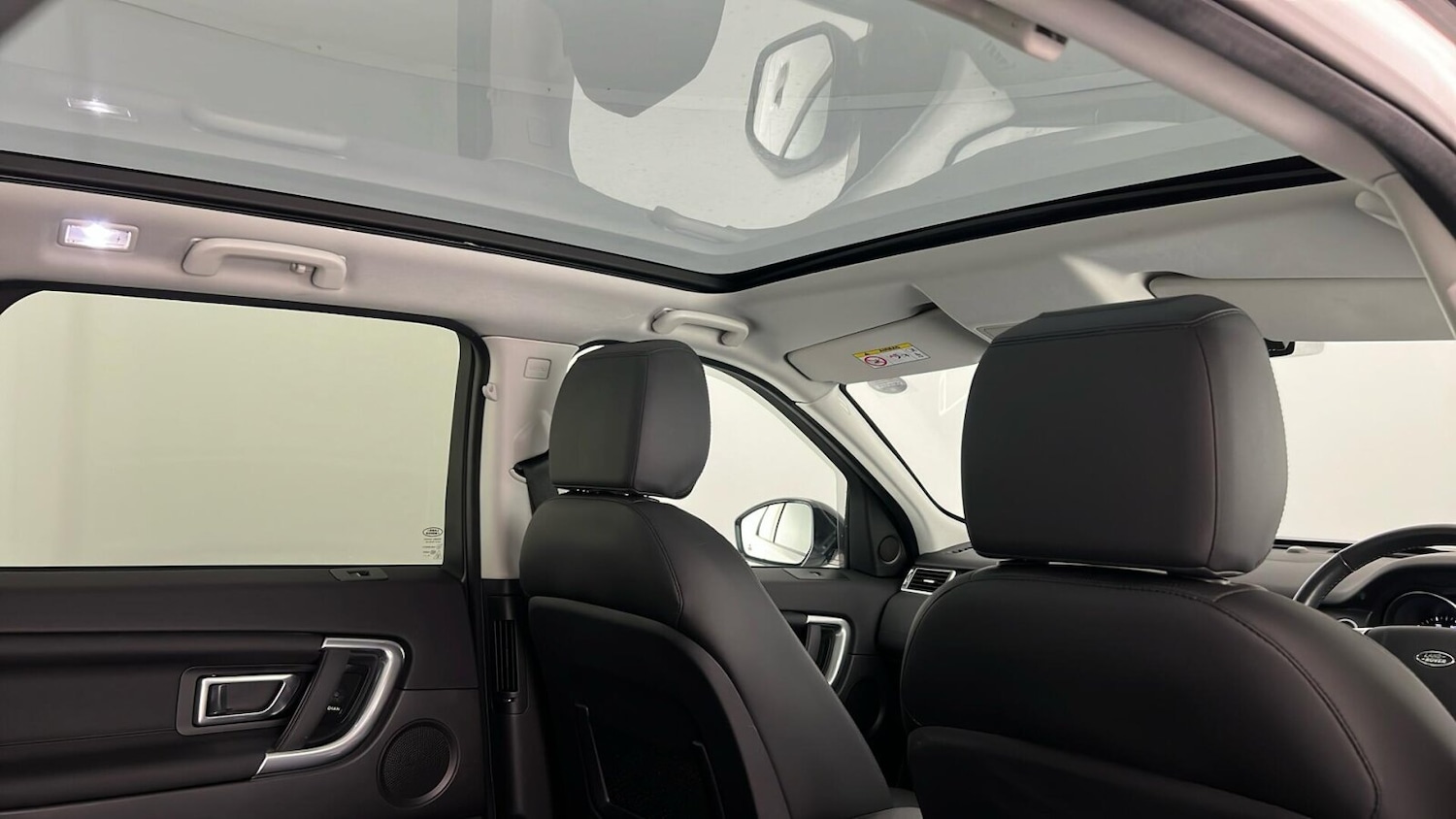 Used Land Rover Discovery Sport 2018 for sale - 76817653: Photo 28