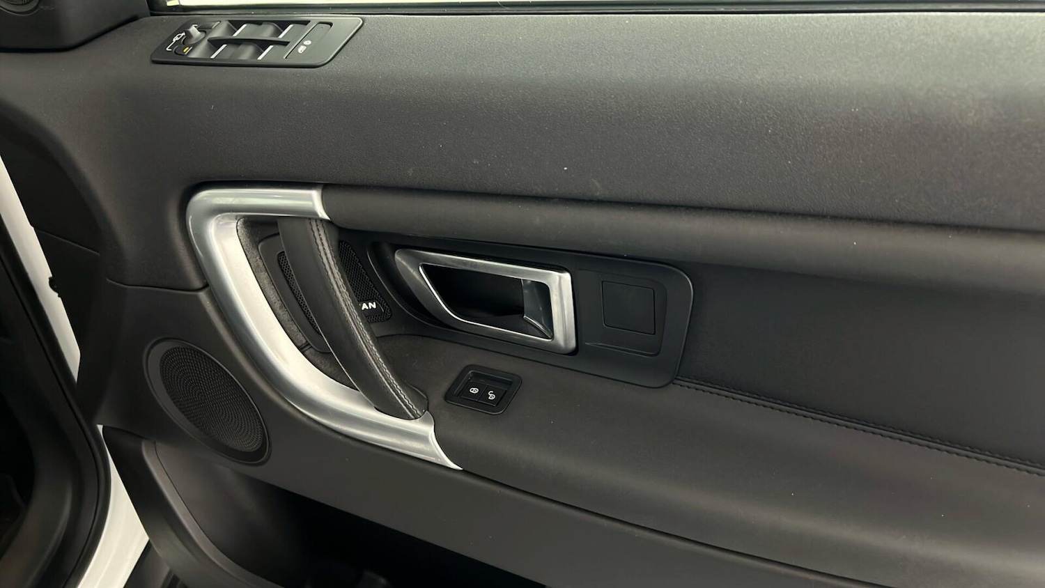 Used Land Rover Discovery Sport 2018 for sale - 76817653: Photo 29