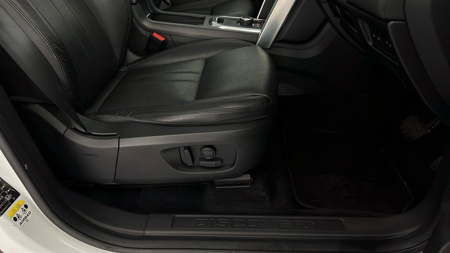 Used Land Rover Discovery Sport 2018 for sale - 76817653: Photo 30