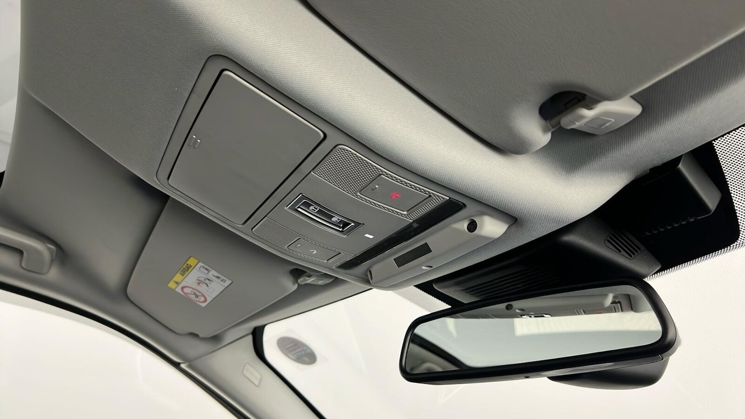 Used Land Rover Discovery Sport 2018 for sale - 76817653: Photo 32