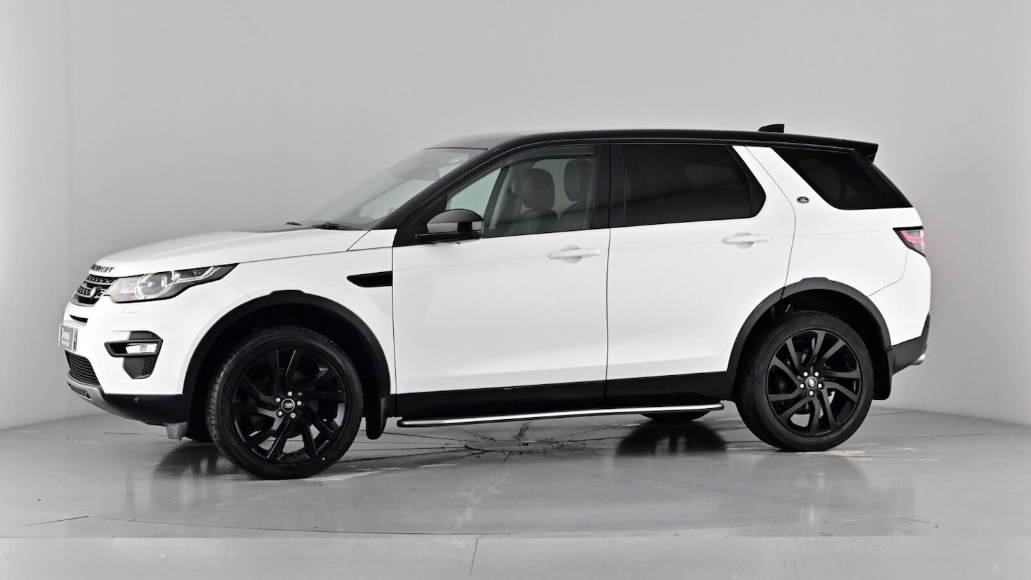 Used Land Rover Discovery Sport 2018 for sale - 76817653: Photo 51