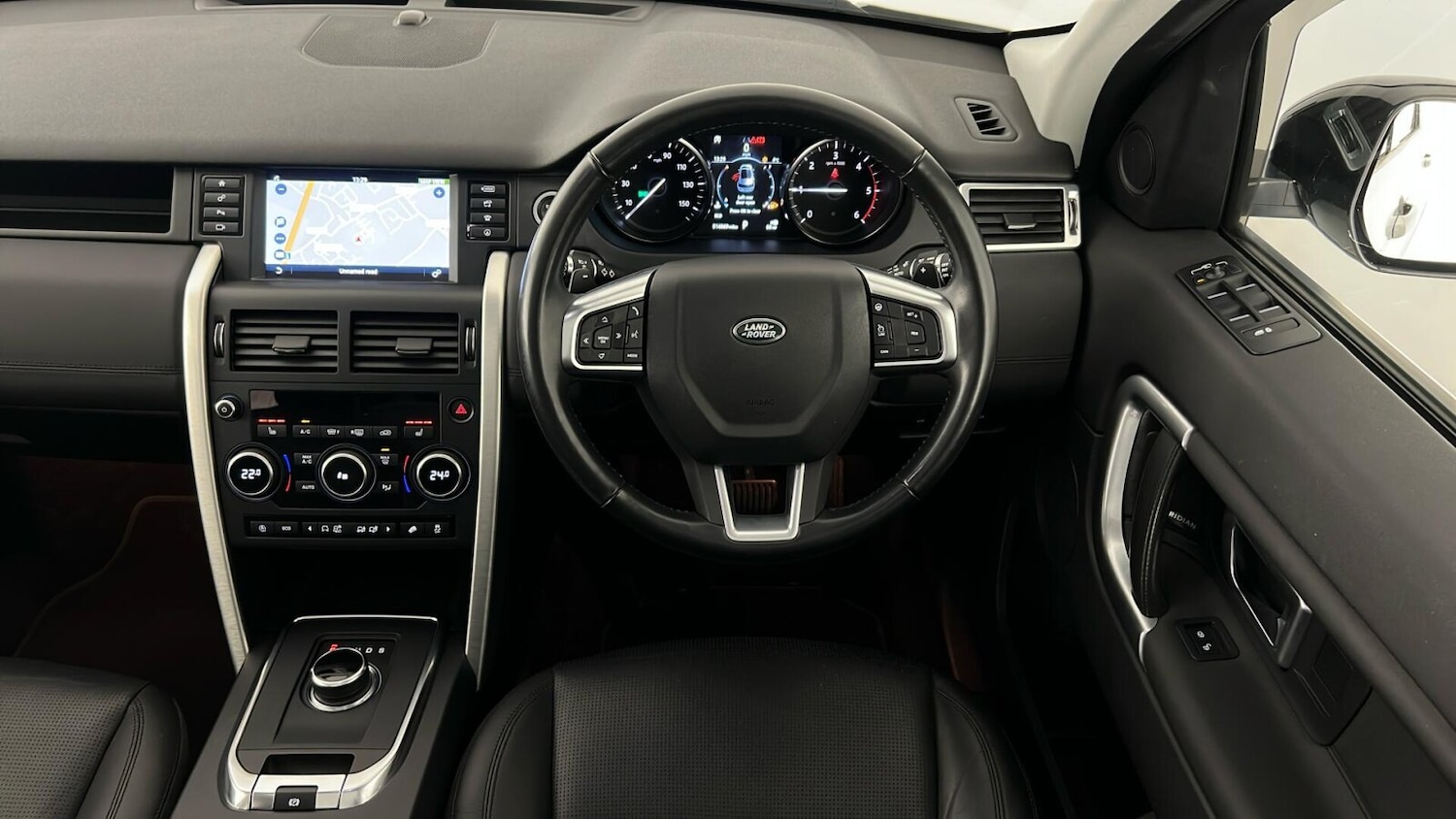 Used Land Rover Discovery Sport 2018 for sale - 76817653: Photo 6