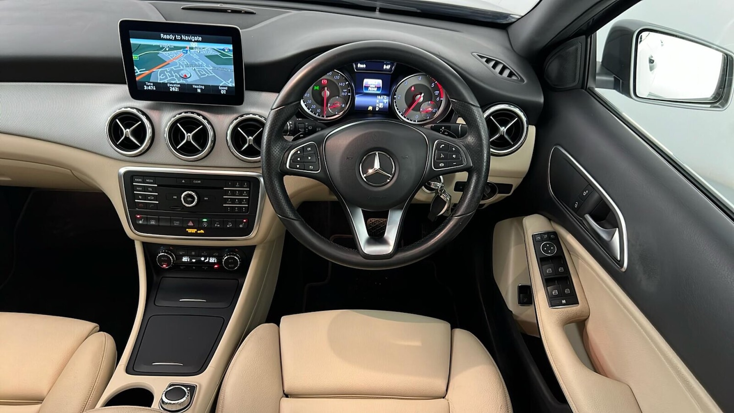 Used Mercedes-Benz GLA 2016 for sale - 76660867: Photo 16