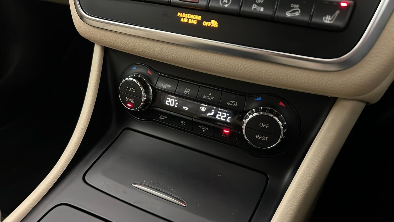 Used Mercedes-Benz GLA 2016 for sale - 76660867: Photo 26