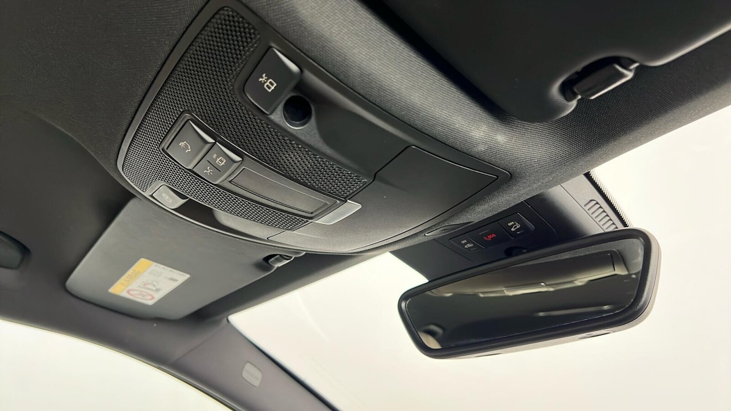 Used Mercedes-Benz GLA 2016 for sale - 76660867: Photo 39