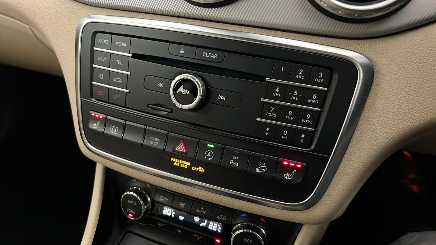 Used Mercedes-Benz GLA 2016 for sale - 76660867: Photo 45