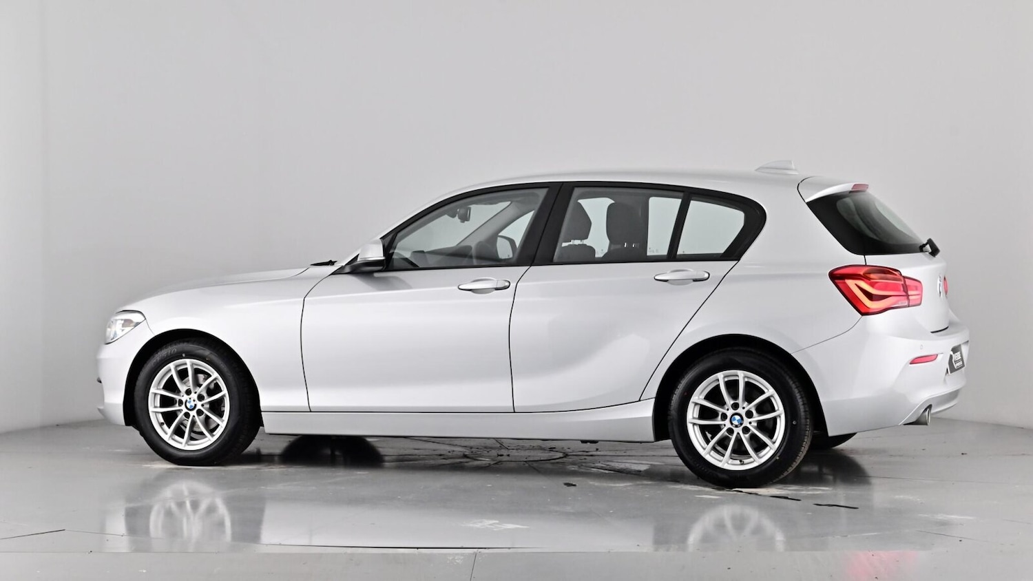 Used BMW 1 Series 2019 for sale - 76487316: Photo 64