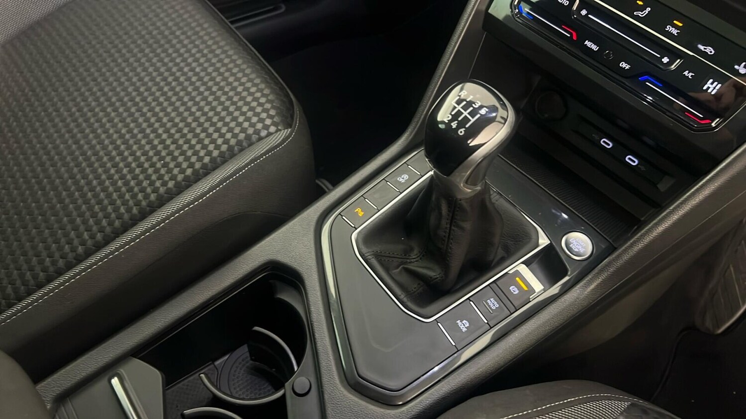 Used Volkswagen Tiguan 2022 for sale - 75946672: Photo 12