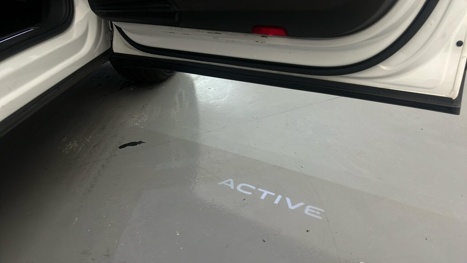 Used Volkswagen Tiguan 2022 for sale - 75946672: Photo 37