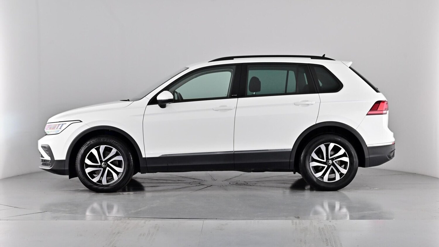 Used Volkswagen Tiguan 2022 for sale - 75946672: Photo 59
