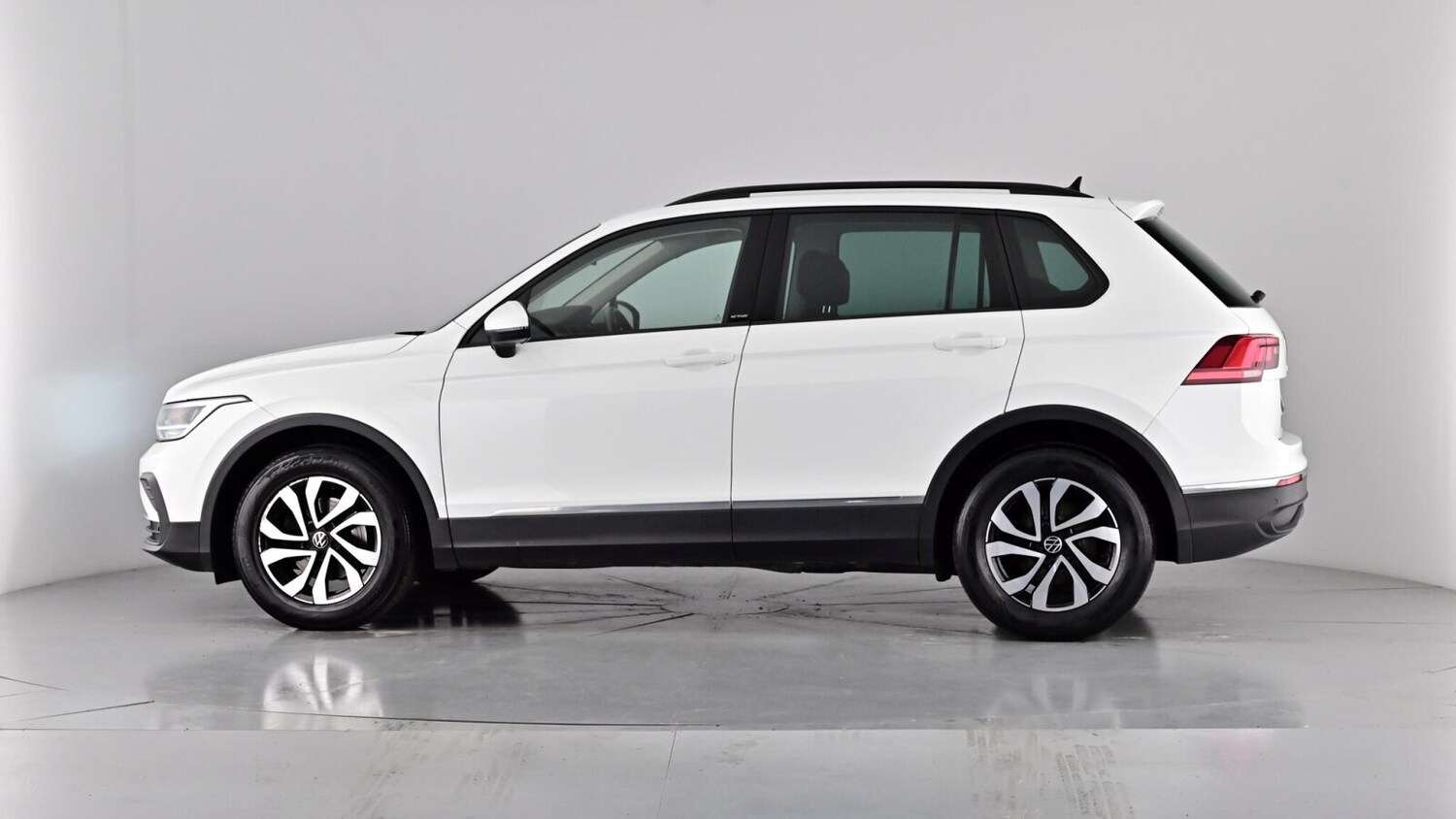 Used Volkswagen Tiguan 2022 for sale - 75946672: Photo 60