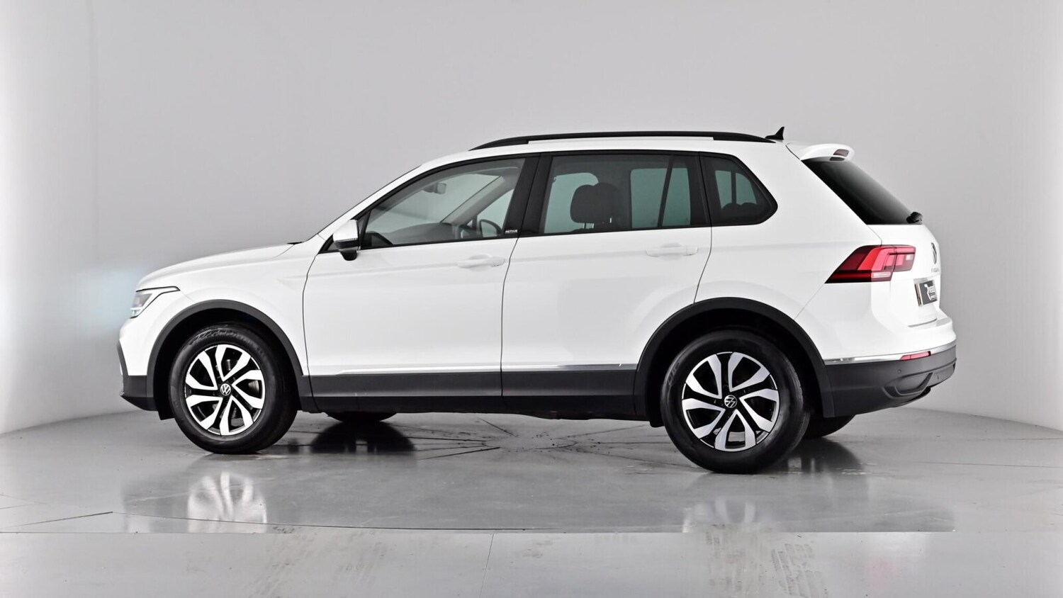 Used Volkswagen Tiguan 2022 for sale - 75946672: Photo 61