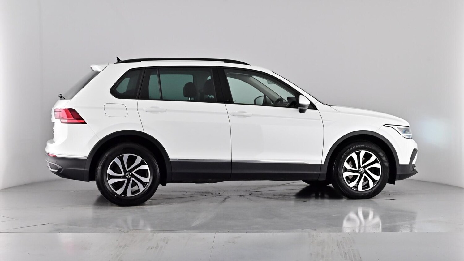 Used Volkswagen Tiguan 2022 for sale - 75946672: Photo 77