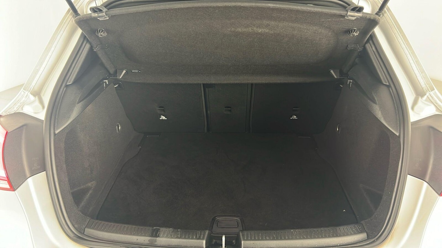 Used Mercedes-Benz A-Class 2020 for sale - 76140109: Photo 29