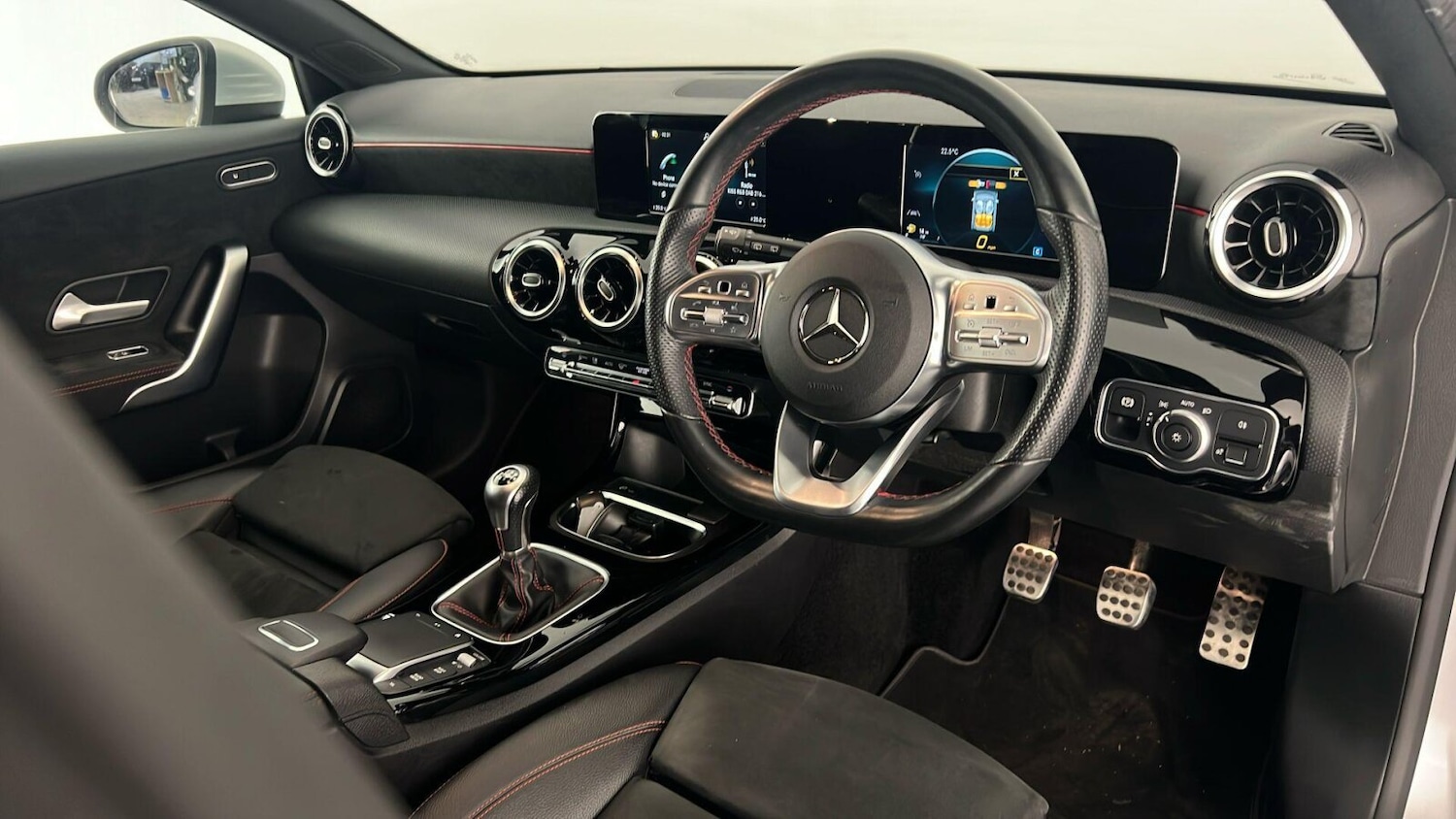 Used Mercedes-Benz A-Class 2020 for sale - 76140109: Photo 3