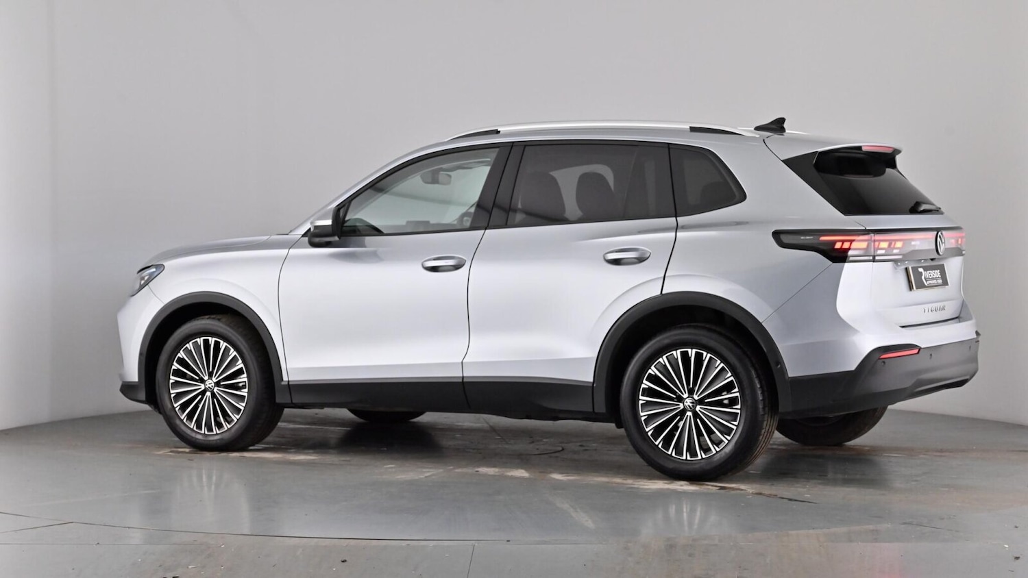 Used Volkswagen Tiguan 2024 for sale - 77492676: Photo 56