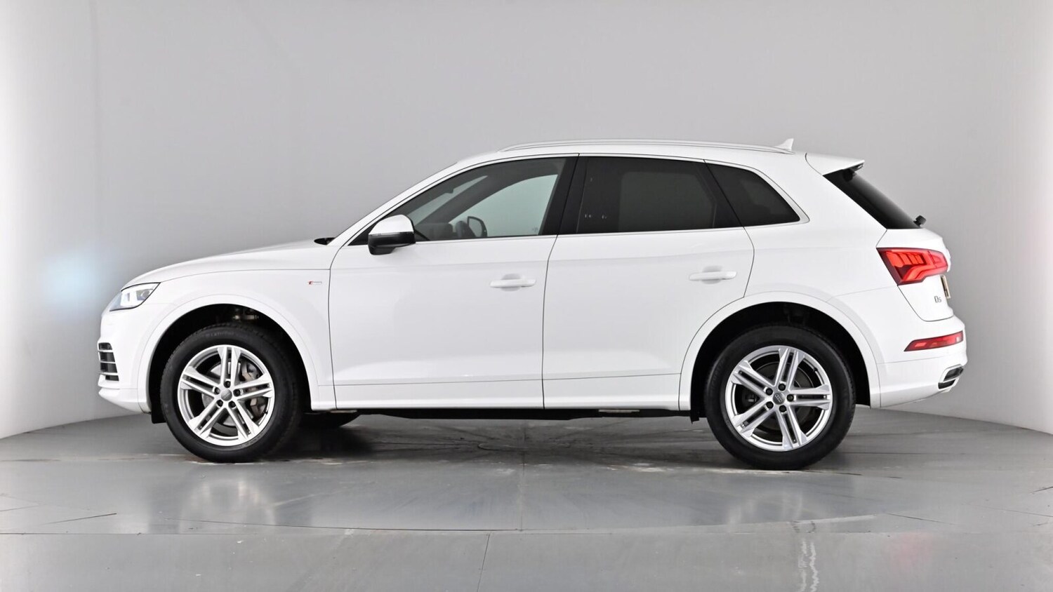 Used Audi Q5 2019 for sale - 77740036: Photo 55