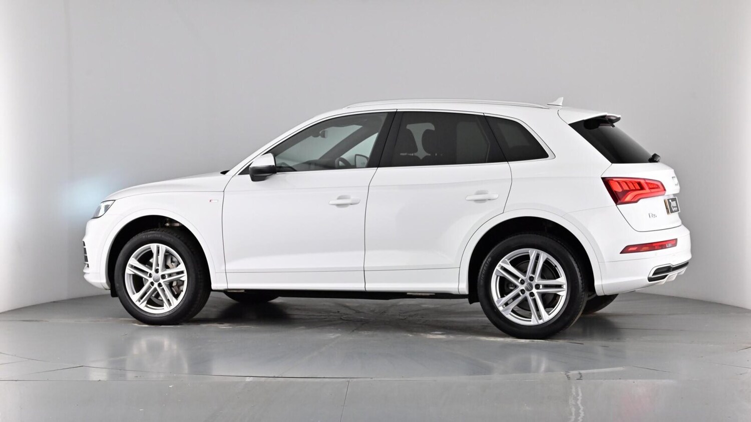 Used Audi Q5 2019 for sale - 77740036: Photo 56