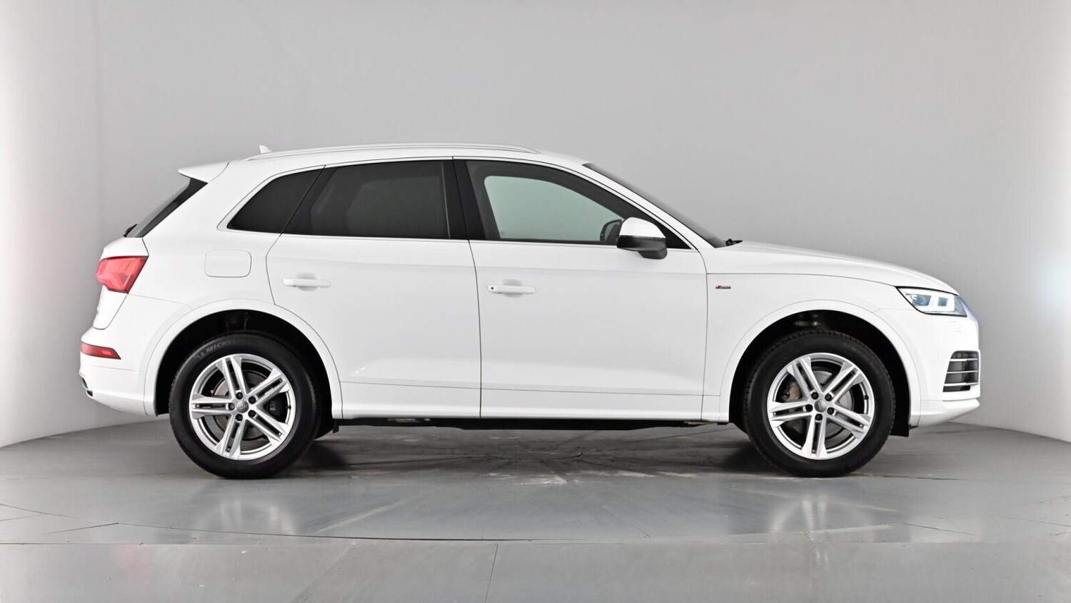 Used Audi Q5 2019 for sale - 77740036: Photo 72