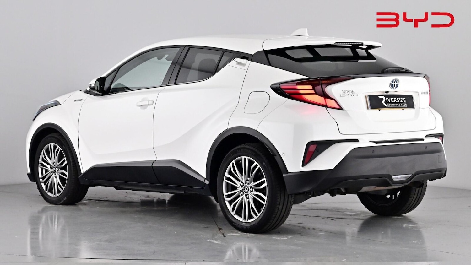 Used Toyota C-HR 2021 for sale - 76161477: Photo 2