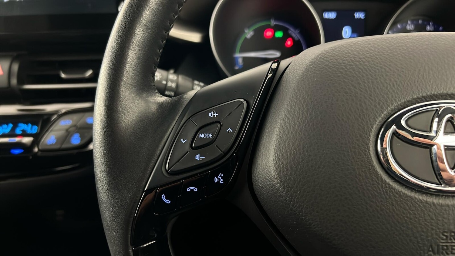 Used Toyota C-HR 2021 for sale - 76161477: Photo 22