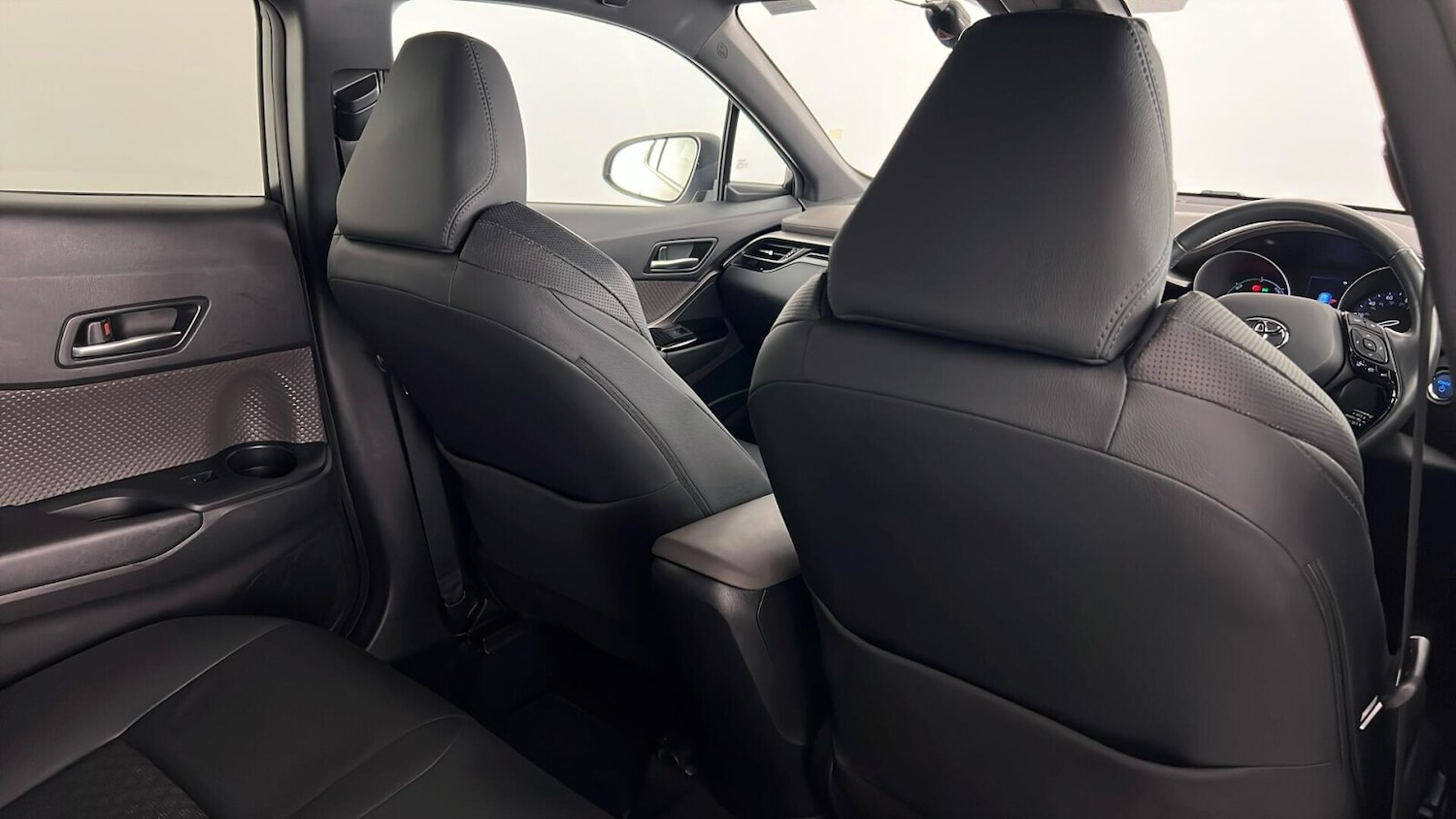 Used Toyota C-HR 2021 for sale - 76161477: Photo 31