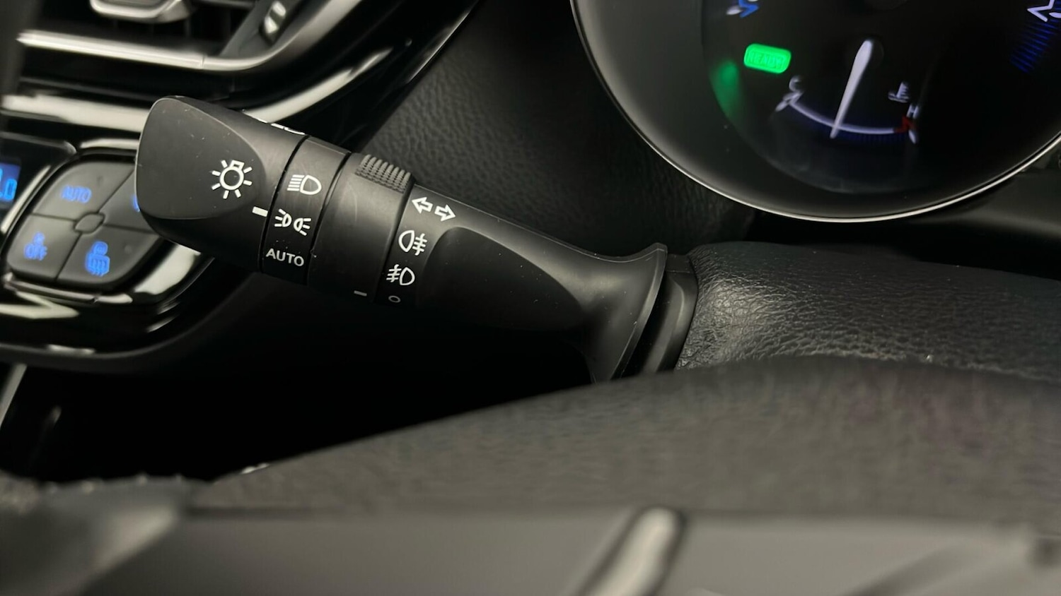 Used Toyota C-HR 2021 for sale - 76161477: Photo 38