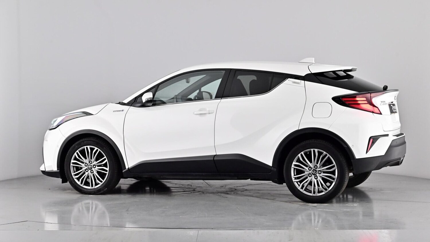 Used Toyota C-HR 2021 for sale - 76161477: Photo 60