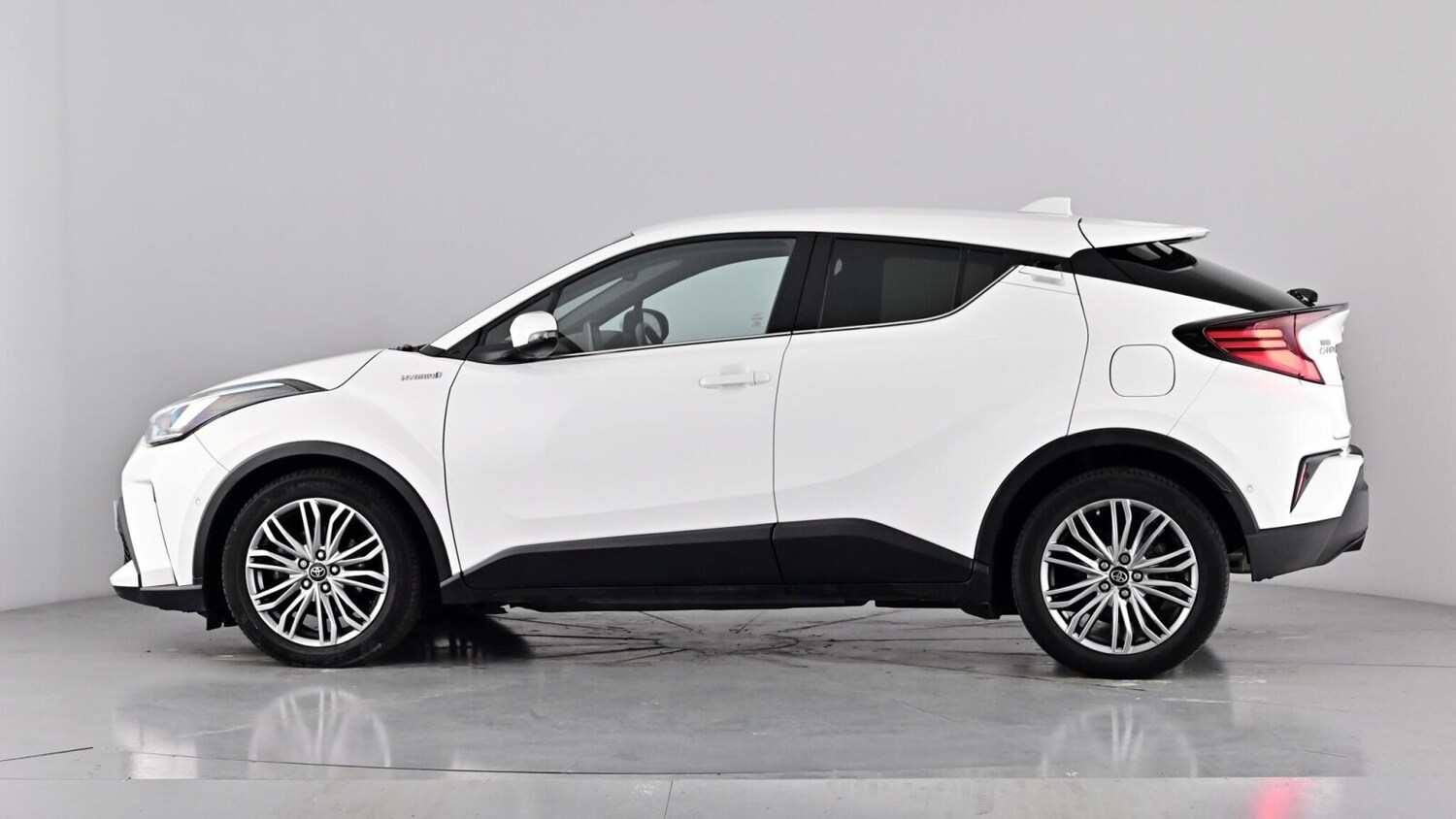 Used Toyota C-HR 2021 for sale - 76161477: Photo 63
