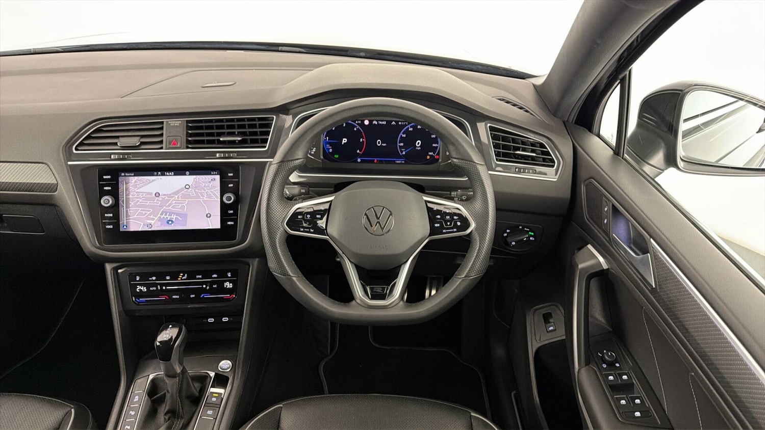 Used Volkswagen Tiguan Allspace 2024 for sale - 77627568: Photo 11