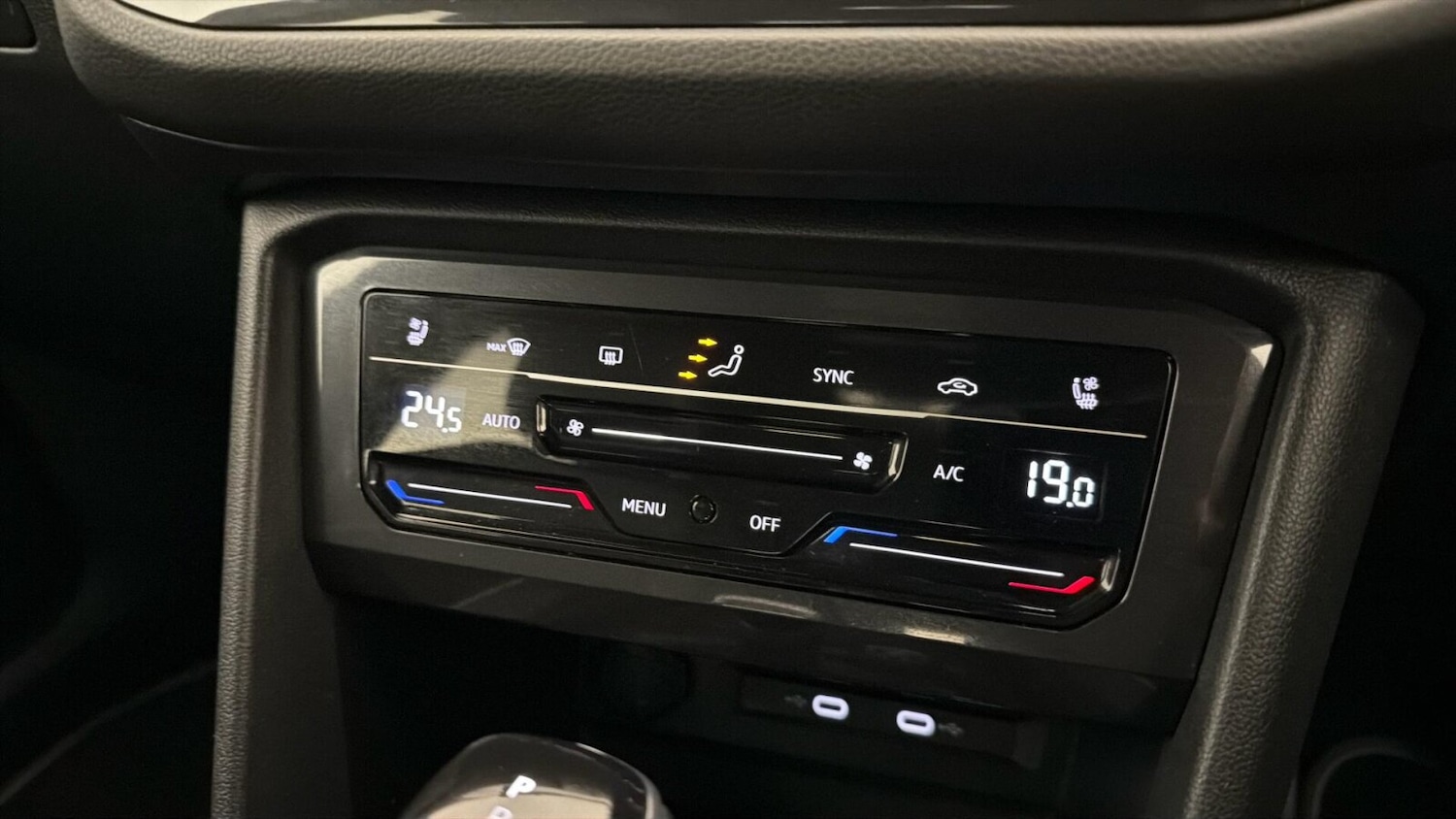 Used Volkswagen Tiguan Allspace 2024 for sale - 77627568: Photo 21