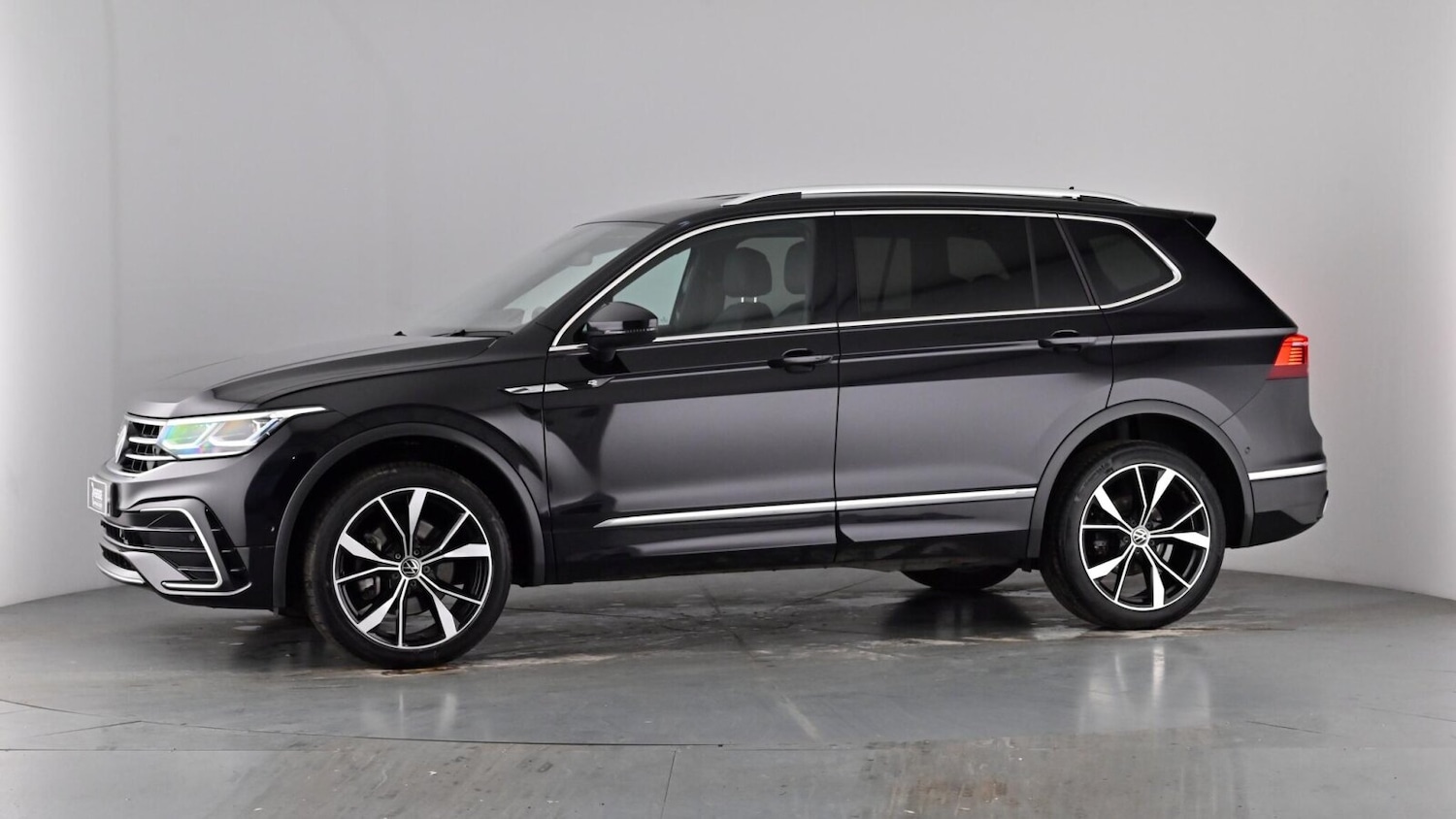 Used Volkswagen Tiguan Allspace 2024 for sale - 77627568: Photo 54